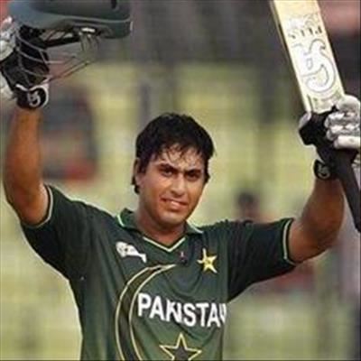 Jamshed suspended as corruption probe widens 