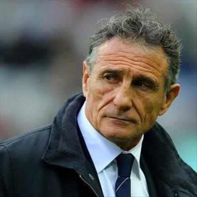 Pressure on for Noves' France 
