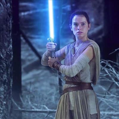 Daisy Ridley remains mum on ‘Star Wars: The Last Jedi’ spoilers 
