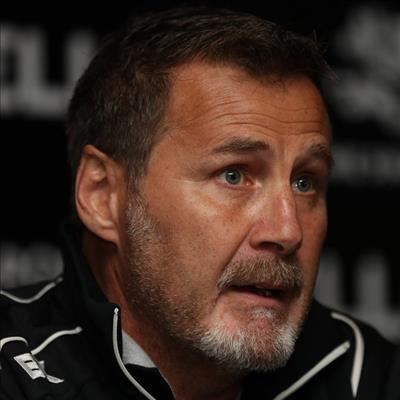 Sharks give youth a chance against Reds
