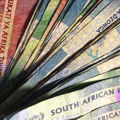 Rand weakens on Trump concerns