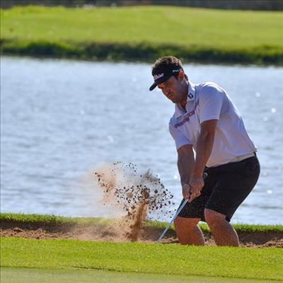 Roux eyes historic hat-trick at Sun City