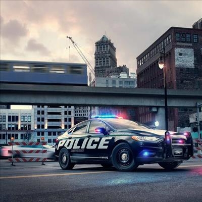 New Ford hybrid joins US police force