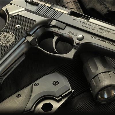 Man gunned down while repairing car