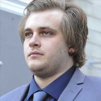 Van Breda defence homes in on holes in fence