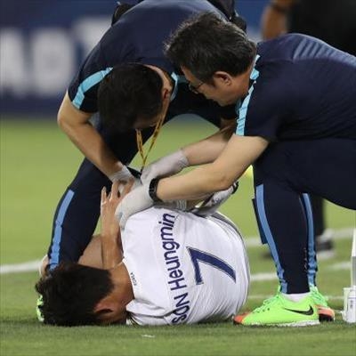 Son to have surgery on broken arm 
