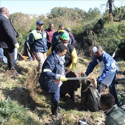 River cleanup starts in Thembalethu
