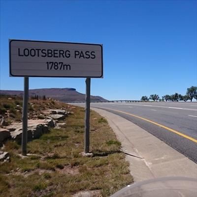 Accident on Lootsberg Pass