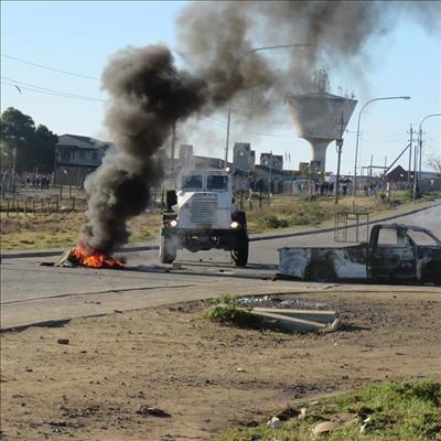 Thembalethu riots: 7 out on bail