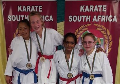 Karate dojo kry silwer