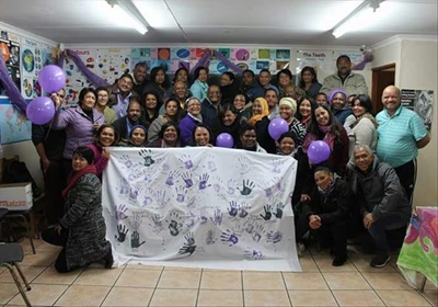 Join hands to fight cancer
