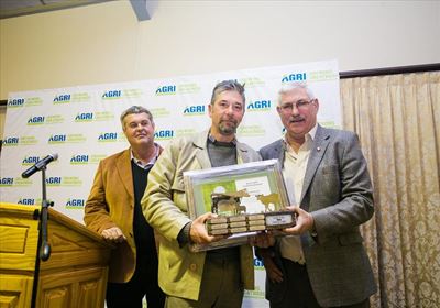 Oudtshoorn Veediefstaleenheid vereer