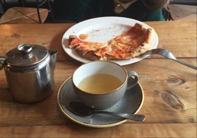 Cuppa-funksie kry Italiaanse 'flair'