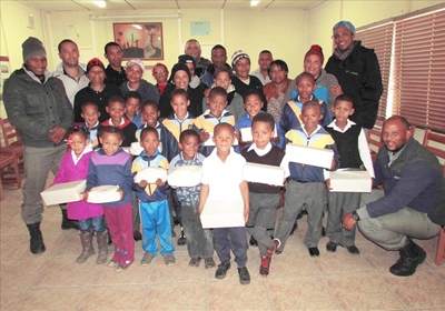 Werkers skenk ruim aan skool