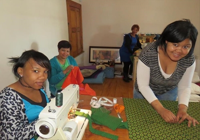 Teaching crafting and entrepreneurship skills to give back