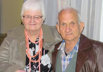Bekendes groet Oudtshoorn na jare