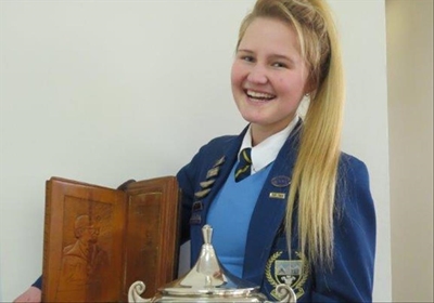 3 Skryfwenners uit Oudtshoorn
