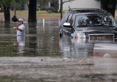 Floods: Houston braces for more rain