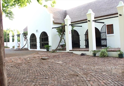 Oudhede kry spognuwe baadjie