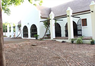 Oudhede kry spognuwe baadjie