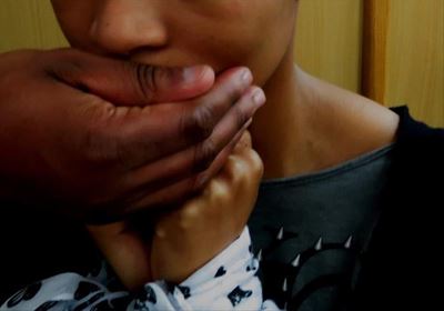 Beware of online human traffickers