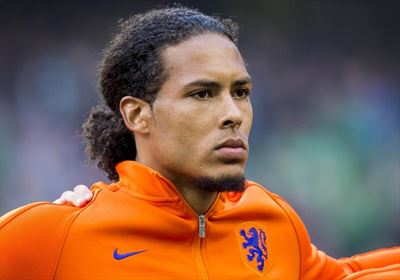 Van Dijk submits transfer request