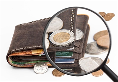 Rand poised to surge if Zuma loses ballot