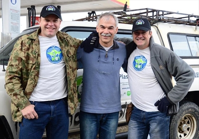 Coastal clean-up involves children on Spring Day