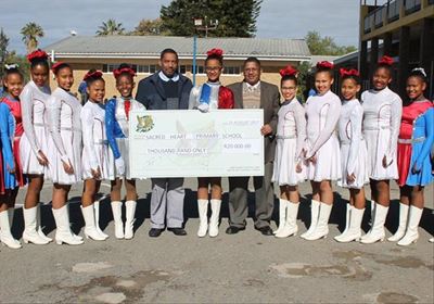 Sacred Heart-trompoppies kry skenking van SuperSport