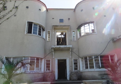 Hawthorndene up for auction again