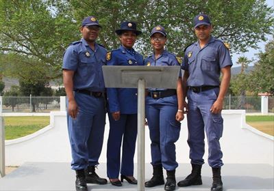 Aspiring police officers lend a helping hand