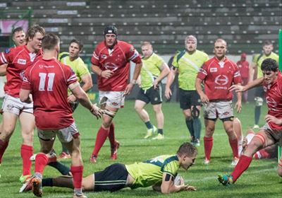 Leighton sink Valke met strafdoel
