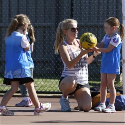 Provinsie befonds deels nuwe netbalbane