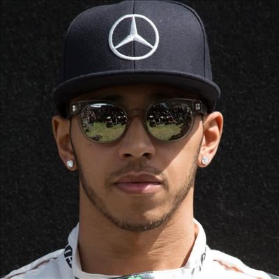 Hamilton wins in Italy to take F1 lead