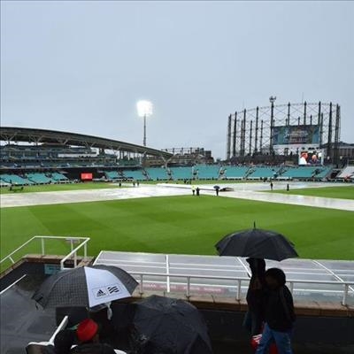 Rain washes out morning session