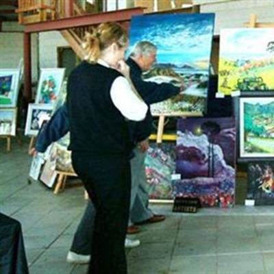 Art show for airmen