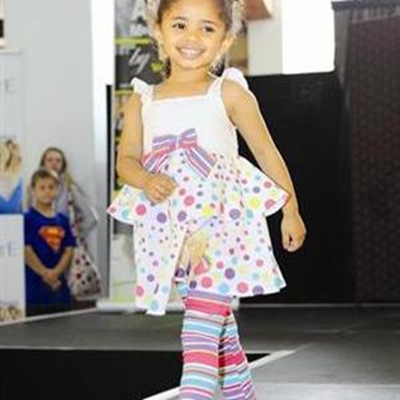 Fashion at the mall dazzles