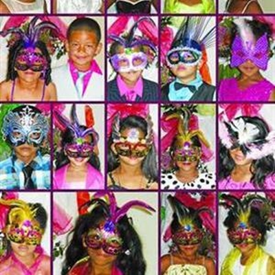 Reënboogland hou geslaagde Maskerbal