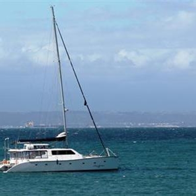 NSRI assist with yacht rescue