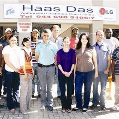 Ervaar tegnologie soos nooit tevore by Haas Das Satellite and Audio se Hisense opening
