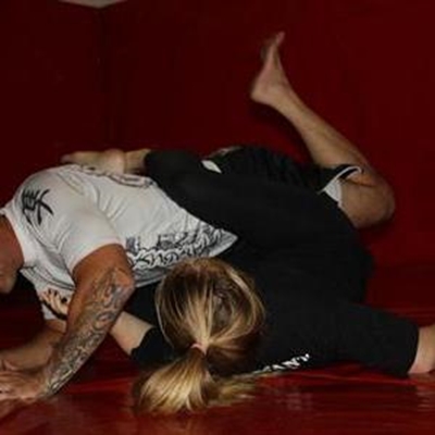 Self-defence that also protects others