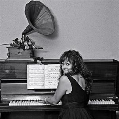 Luna Paige to mesmerize Mossel Bay literature lovers