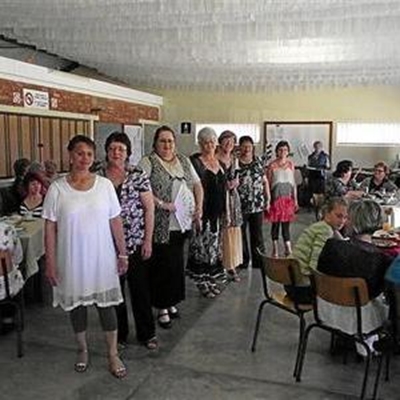 Modeskou ten bate van Huis Zenobia du Toit