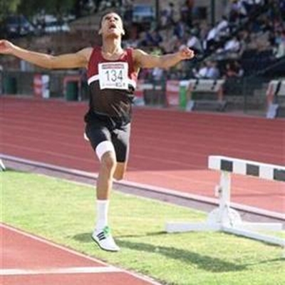 Atlete skitter tydens byeenkoms