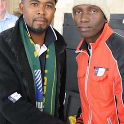 Tekkie Town plays ball with Geolfa