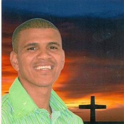Rudy Demas stap die pad van vreugde en sang