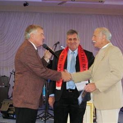 Gideons hou Bybelleesmarathon vir fondsinsameling