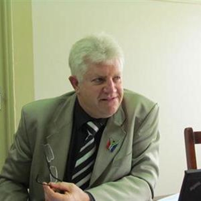 Besigheidskamer nooi minister