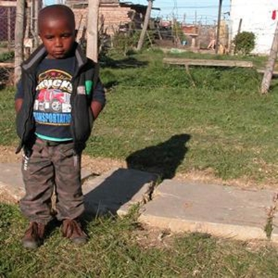 Toddler saves friend