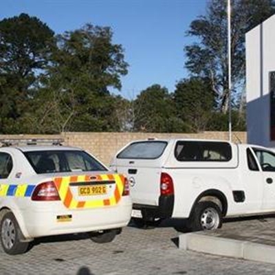 Verkeershoof se bakkie geskut